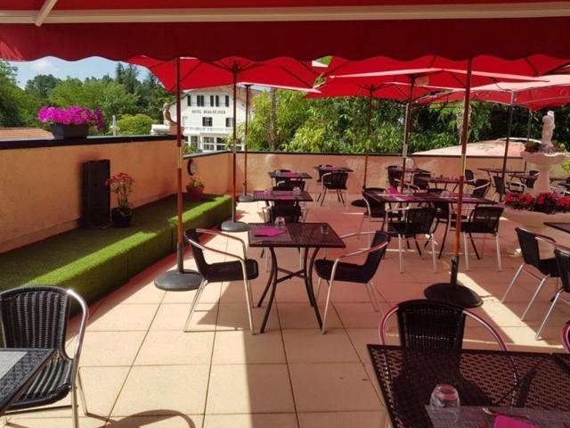 Hotel Restaurant Les Kakis บาร์โบตอง-เลส์-แตมส์ ภายนอก รูปภาพ